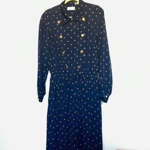 Liz Claiborne Double-breasted dress w/pockets